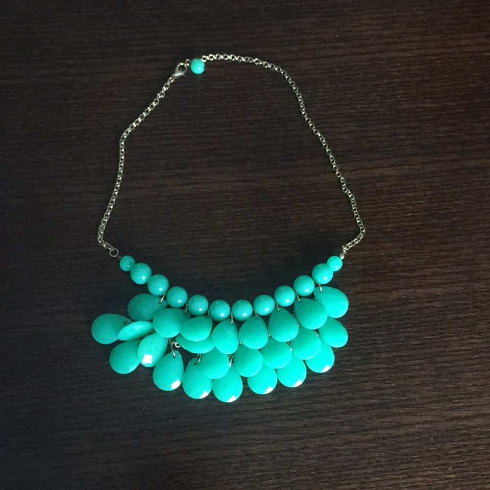 Statement necklace